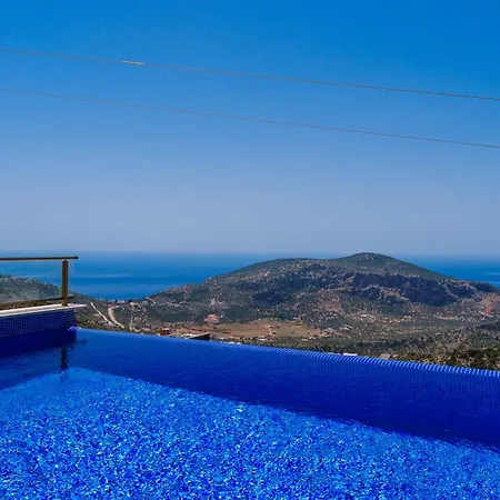 Lamazi 2 * Kalkan