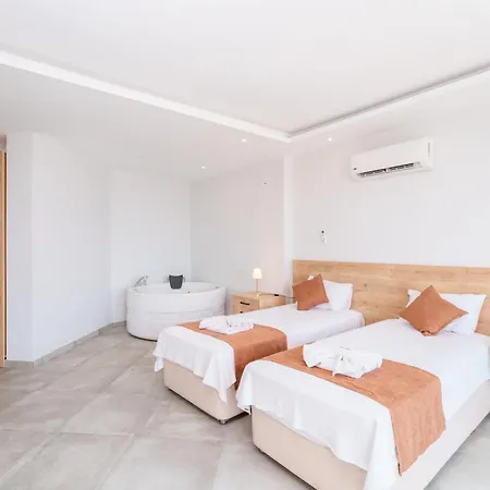 Villa Lamazi 2