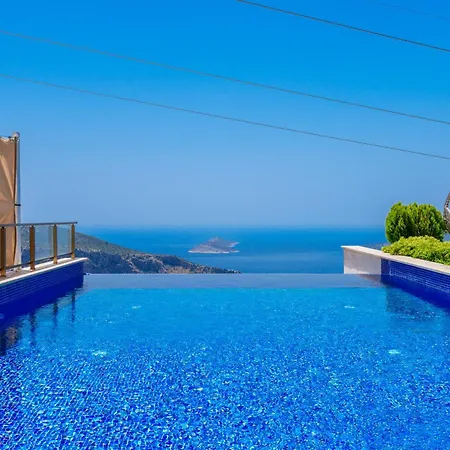 Lamazi 2 * Kalkan