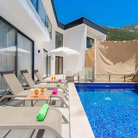 Villa Lamazi 2