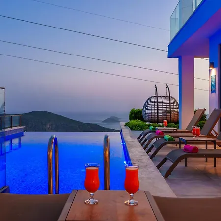 Lamazi 2 * Kalkan