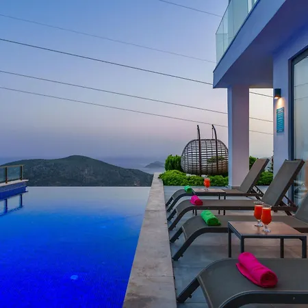 Lamazi 2 * Kalkan